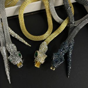 2023 Personalized Full of diamonds exaggerated serpentine fringe necklace Long Chain sexy necklace jewelry for women